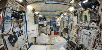 சர்வதேச விண்வெளி நிலையத்தில் பாக்டீரியா