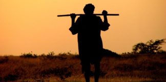 தாழ்ந்திடும் வாழ்க்கை நன்நிலை அடையுமா?