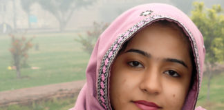 சிங்கப் பெண்