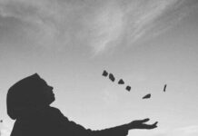 அவள் b1b06e36a6e2ae9de24a101c54cd0221-30a2bbf9