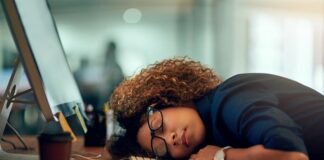 ஹைப்பர்சோம்னோலன்ஸ் (Hypersomnolence)