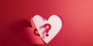 குறியீட்டு காதல் … istockphoto-1185965641-170667a-310dde89