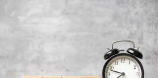 Echoes of Time 1000342085